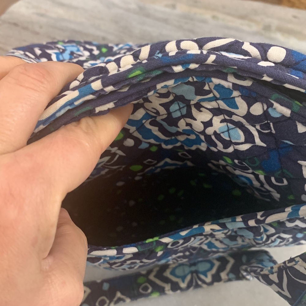 Large Vera Bradley Shoulder Bag - Picture 13 of 14